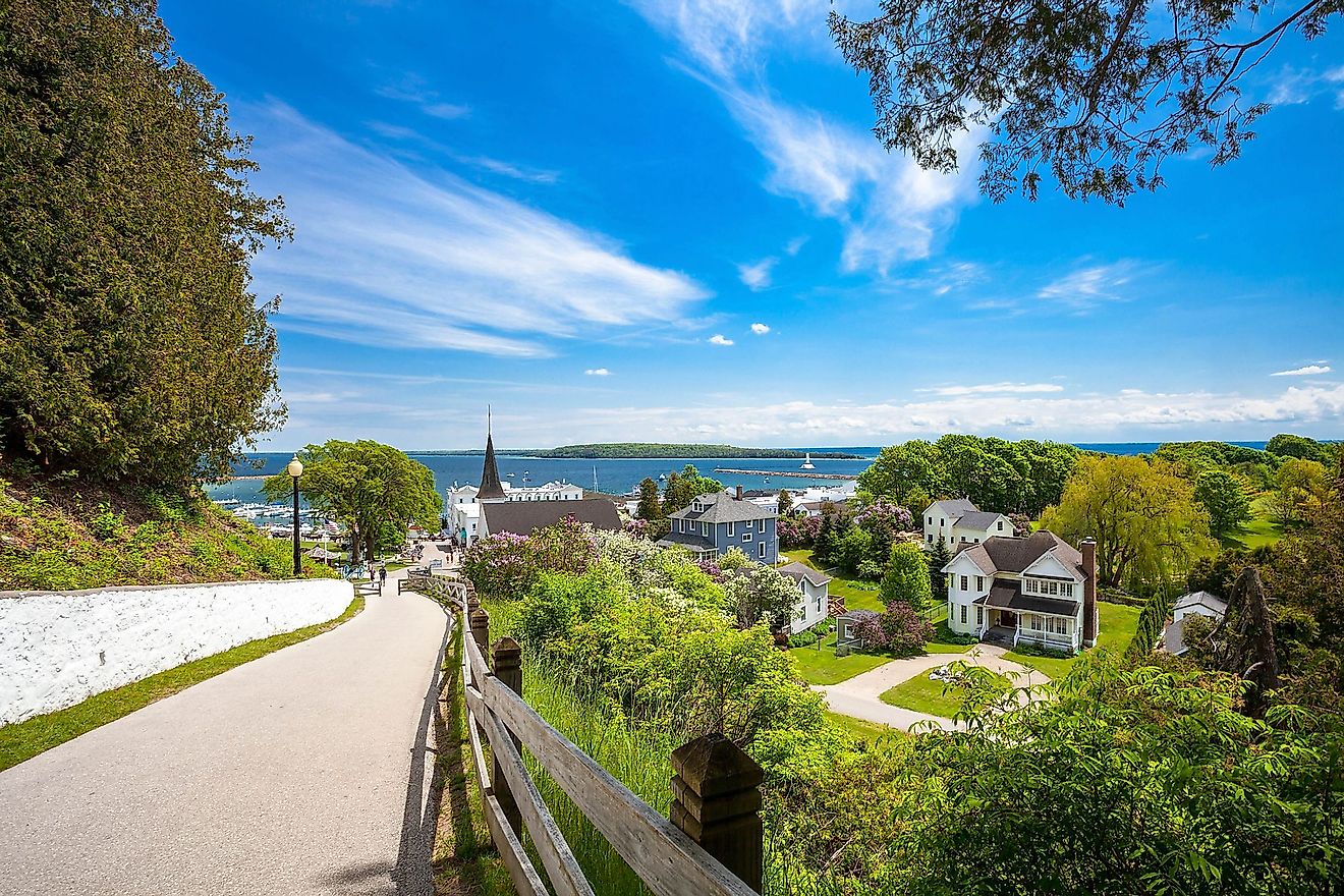 8 Charming Great Lake Beach Towns All About America