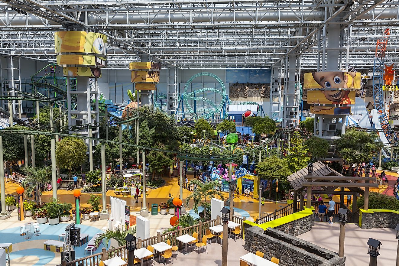 Mall of America on July 06, 2013 in Minnesota. More than 530 stores are arranged along 3 levels of pedestrian walkways. Image credits: Jeffrey J Coleman via Shutterstock