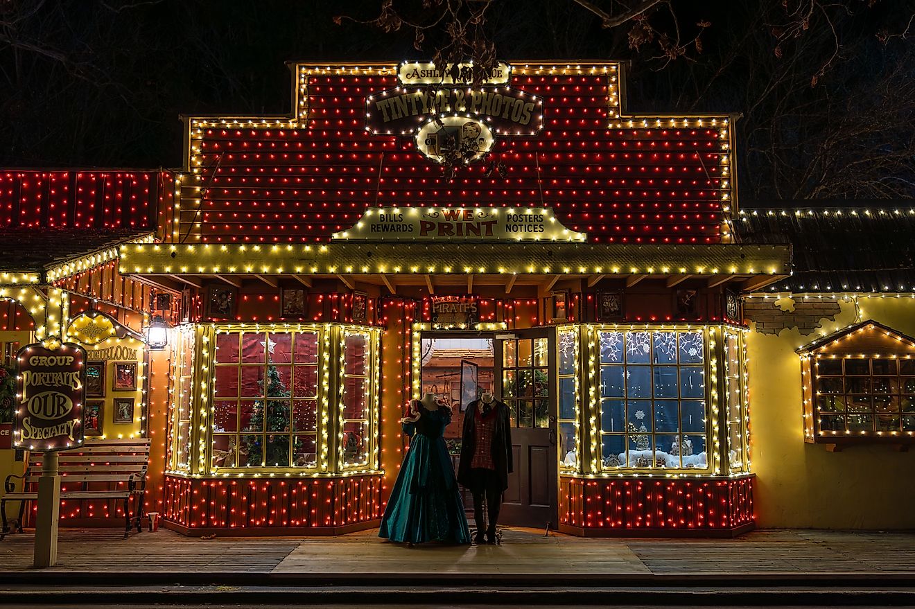 Branson, Missouri - December 9, 2021: A photo studio at Silver Dollar City during Christmas.Editorial credit: Logan Bush / Shutterstock.com