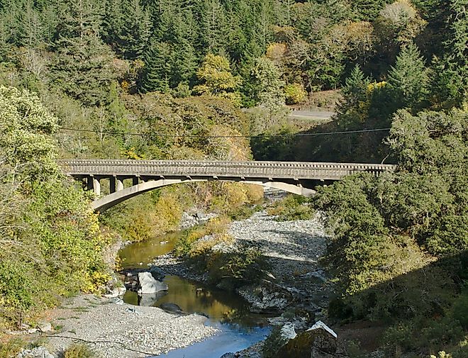 Bridge over the Van Duzen River. Editorial credit: Wikimedia commons