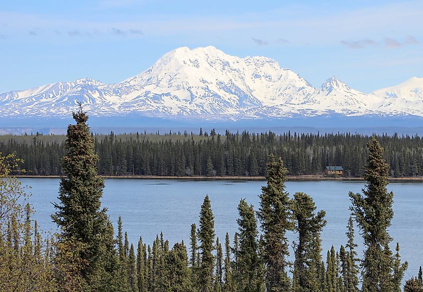 Scenic view of Mount Sanford from Willow Lake.