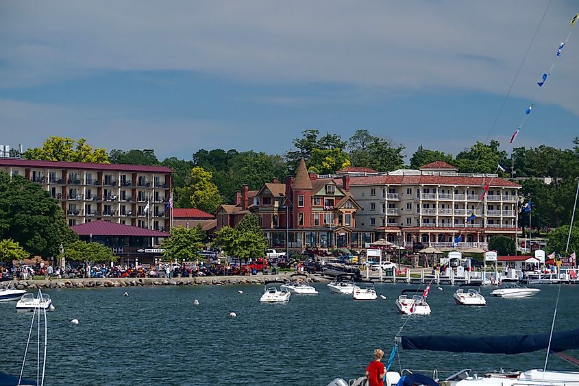 Waterfront hotels in the town of Lake Geneva, Wisconsin.