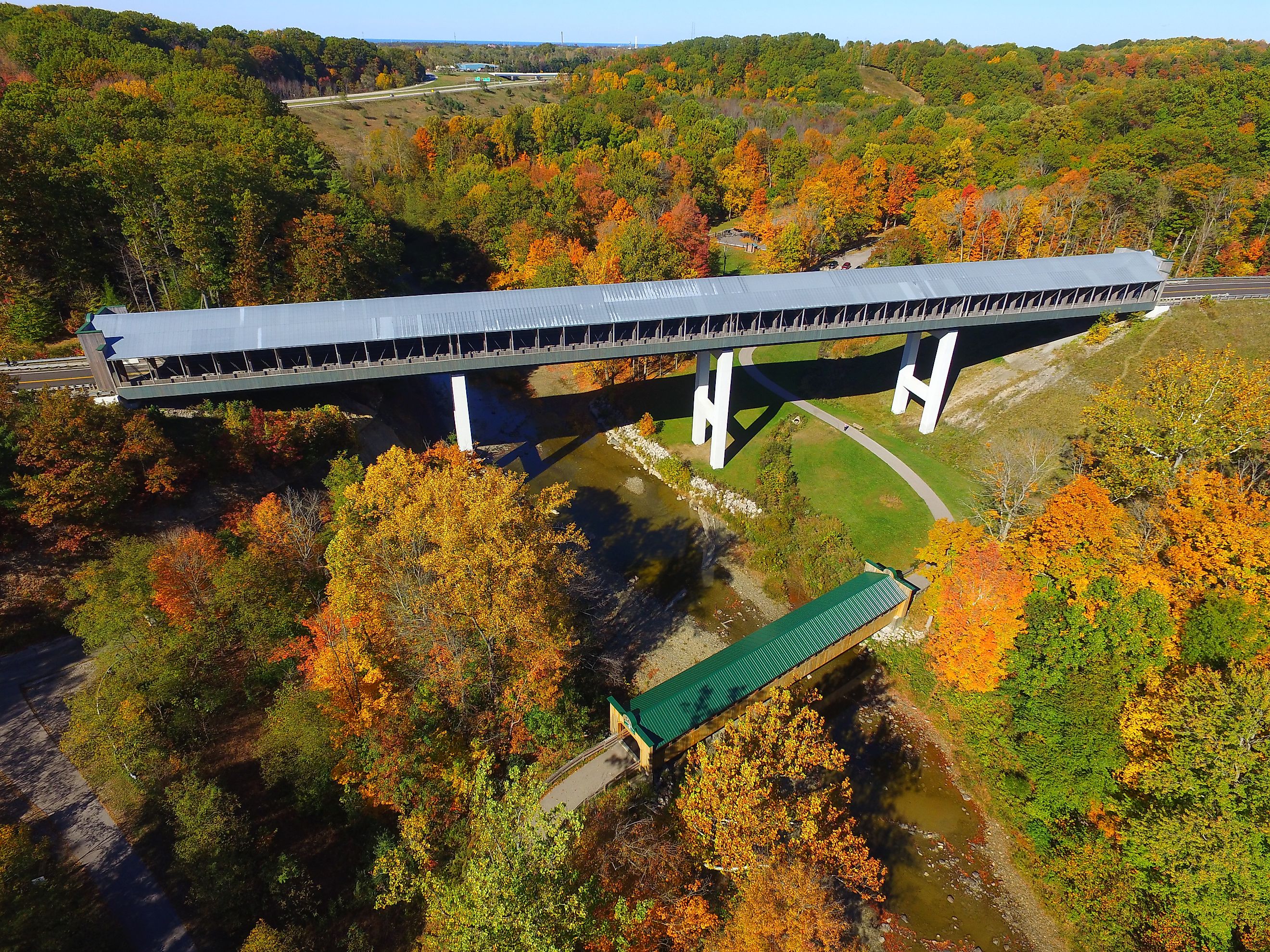 Scenic covered bridge in Ashtabula County, Ohio. The Smolen-Gulf Bridge is the longest covered wooden bridge in the US.